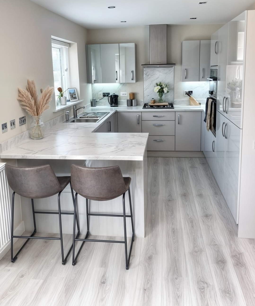 Contemporary kitchen with matte finishes
